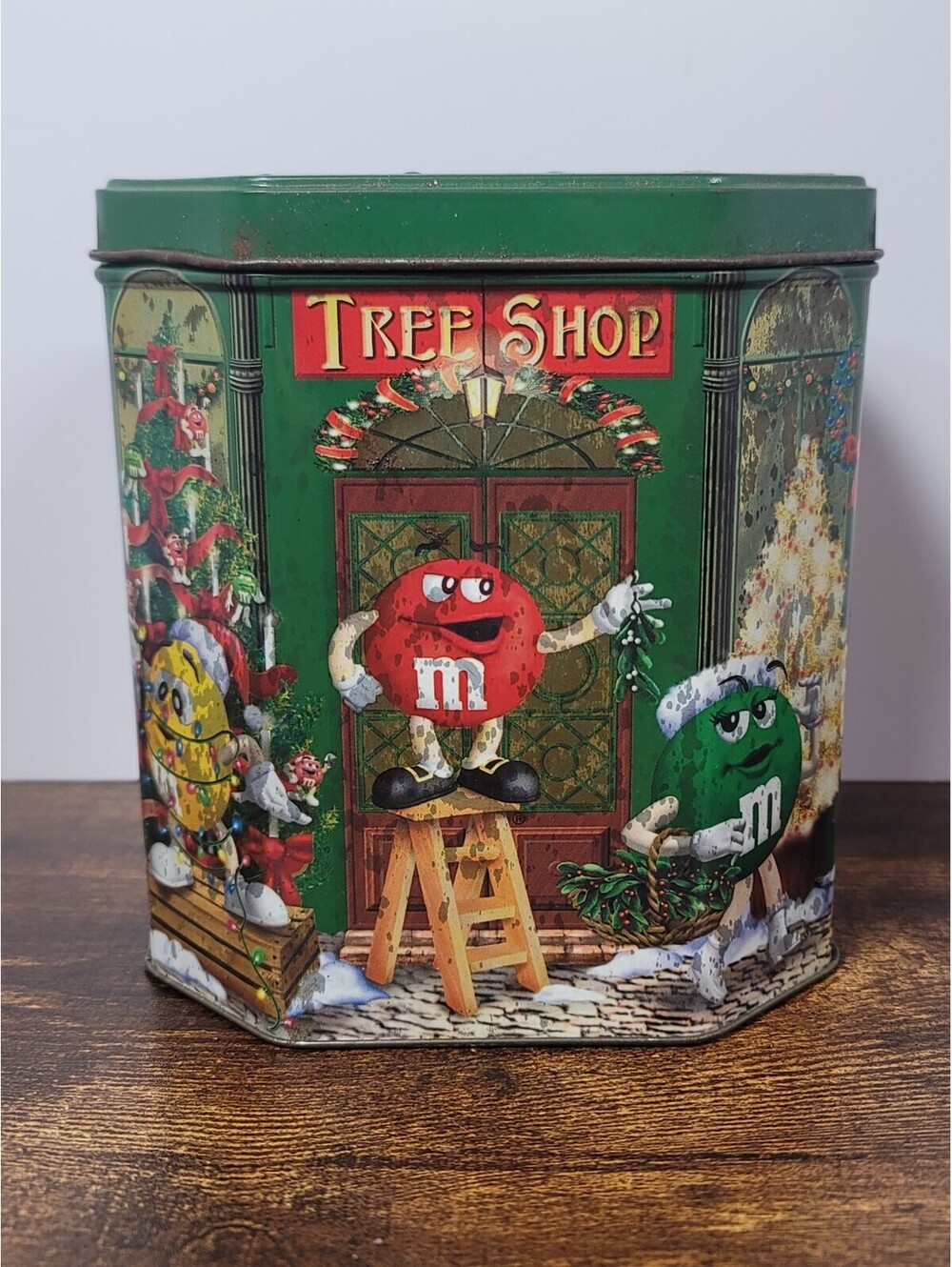 M & M'S LIMITED EDITION CANNISTER 2000 Christmas Village Series Collector's Item